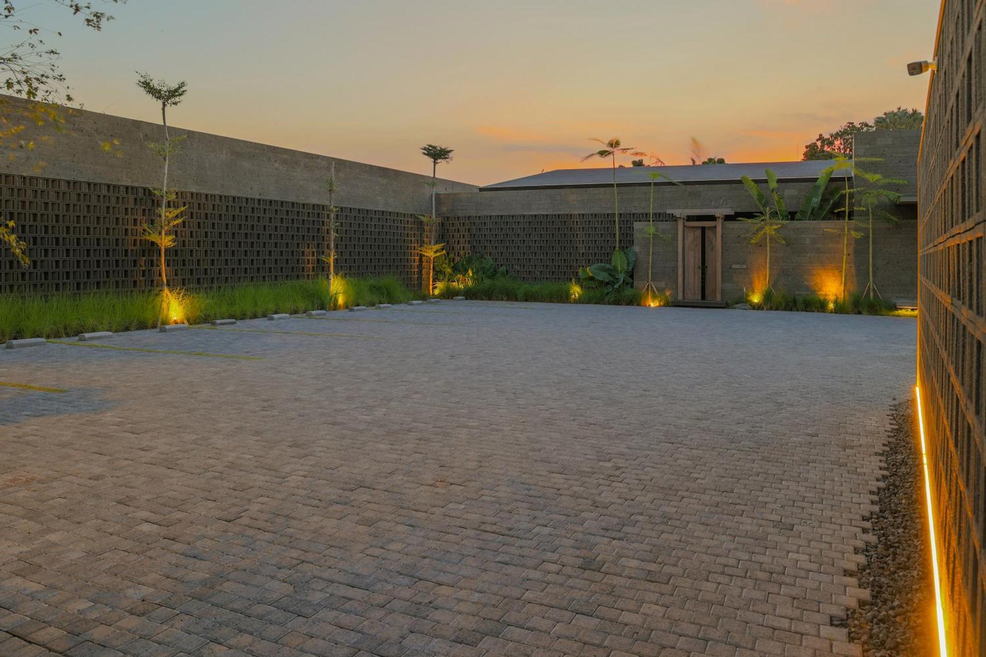 Domisili Villas Canggu Bali By Fays Hospitality Exterior photo